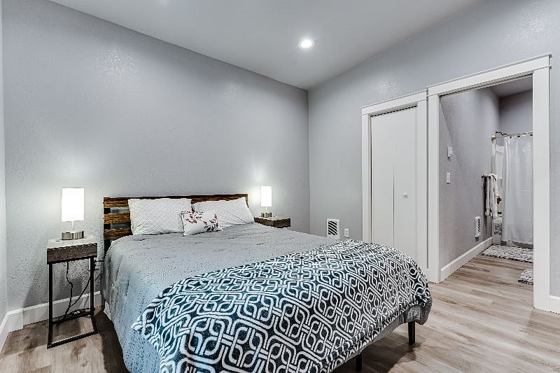 Furnished Finder property 391002_1 photo 4