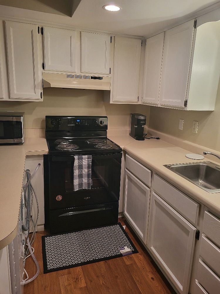 Furnished Finder property 391004_1 photo 5