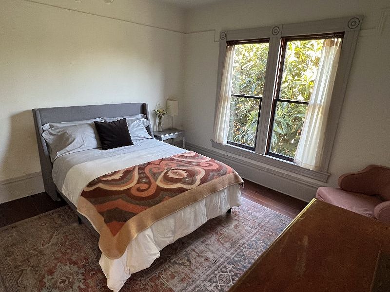 Furnished Finder property 391011_1 photo 12