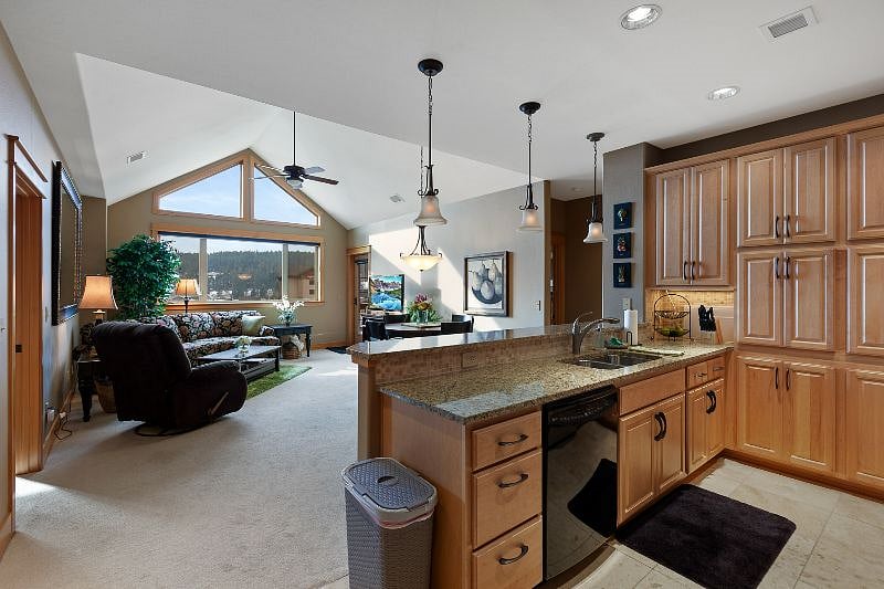 Furnished Finder property 391019_1 photo 2