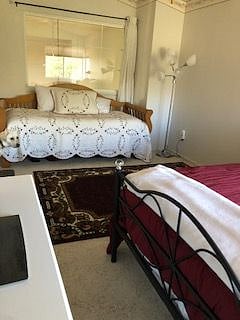 Furnished Finder property 391079_1 photo 7