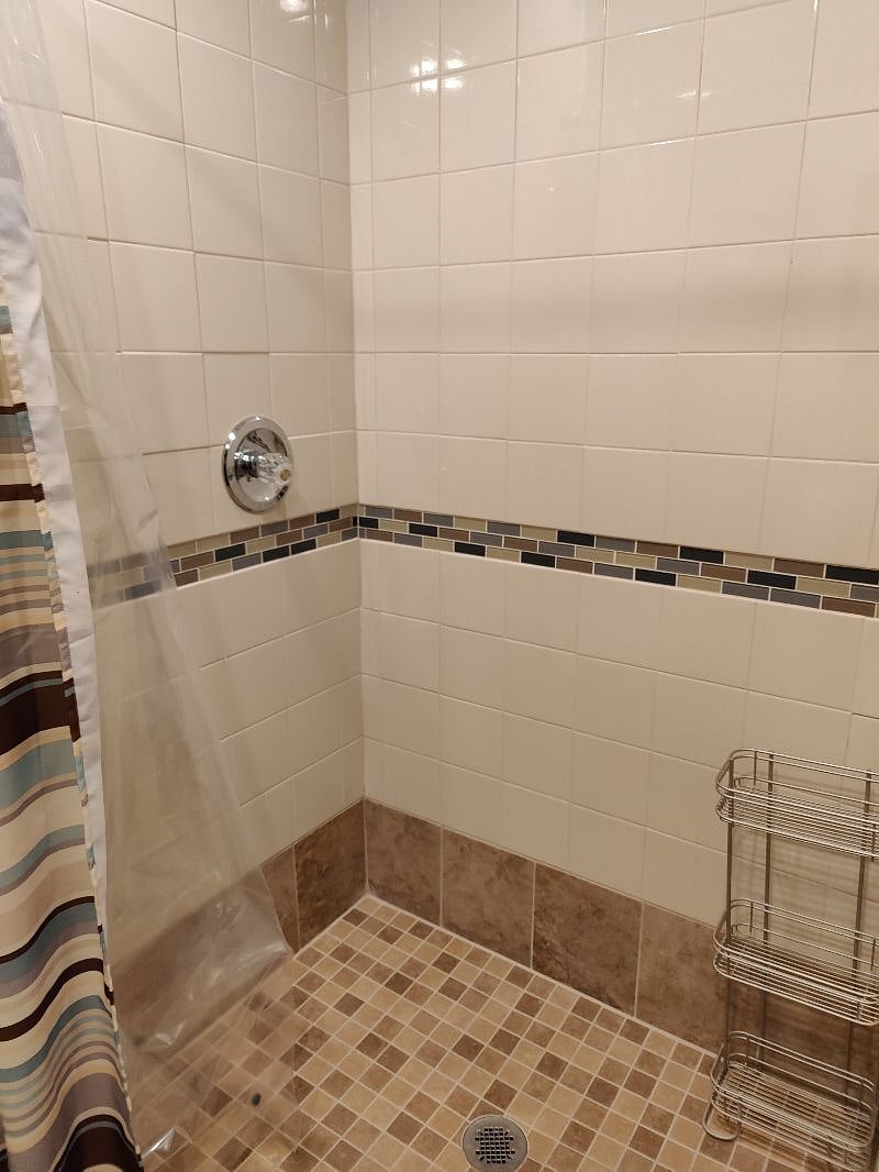 Furnished Finder property 391168_1 photo 4