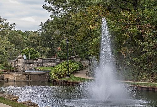 Our beloved Lincoln Park Lagoon and fountain.