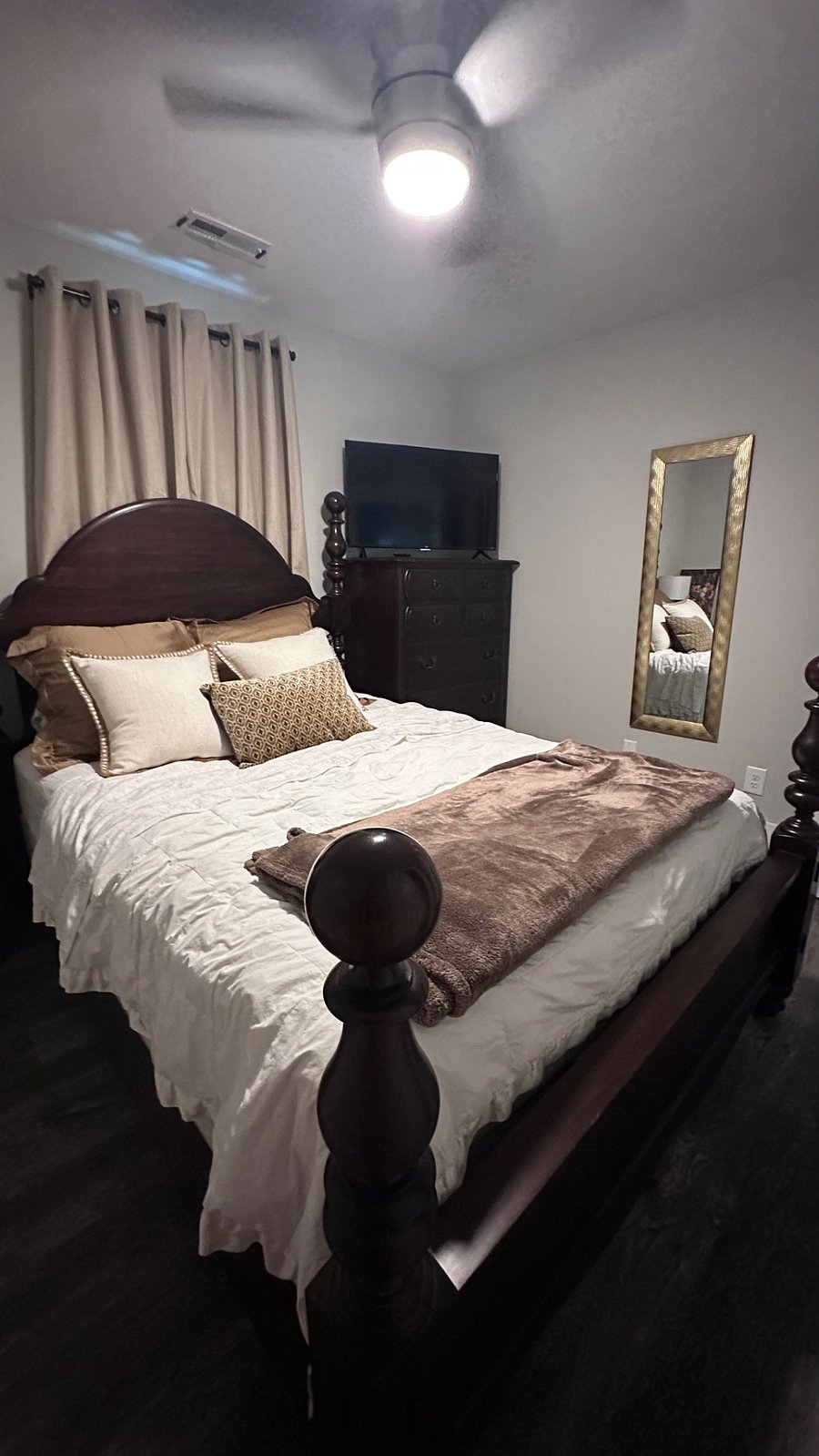Furnished Finder property 391176_1 photo 2
