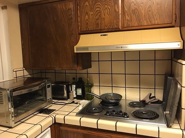 Furnished Finder property 391223_1 photo 8