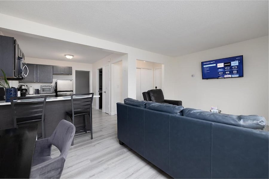 Furnished Finder property 391332_1 photo 1
