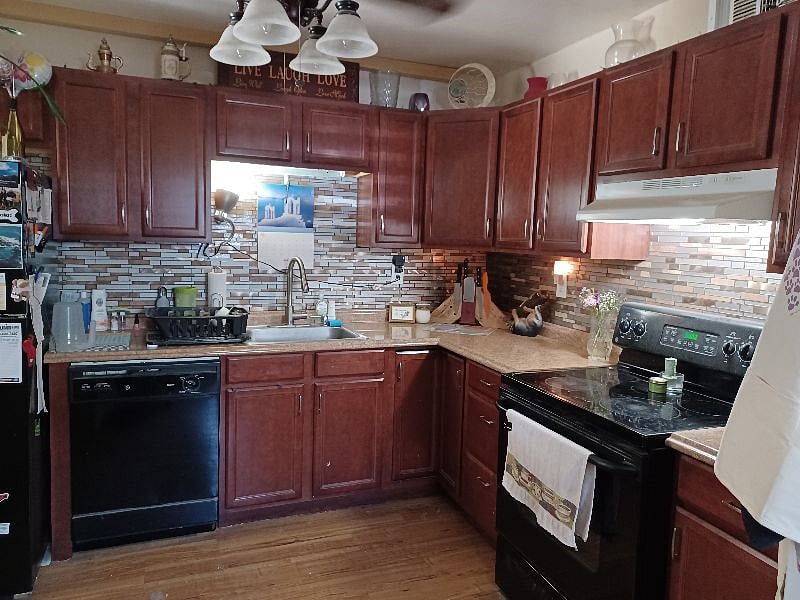 Furnished Finder property 391340_2 photo 5