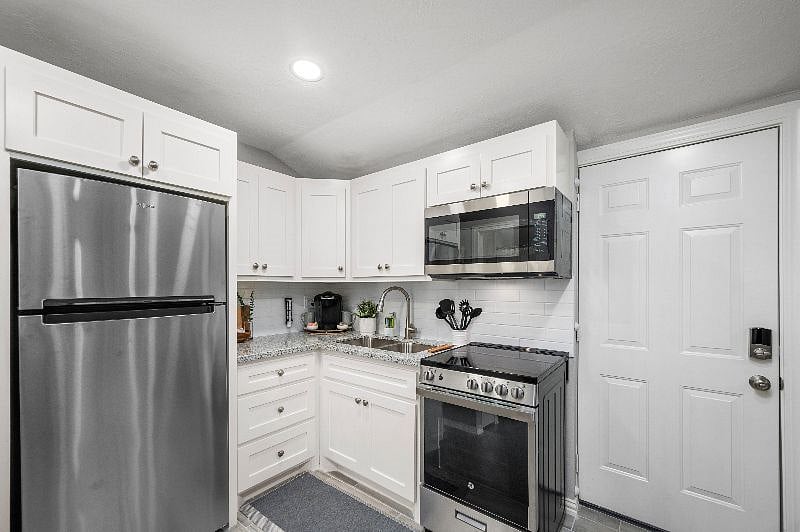 Furnished Finder property 391415_1 photo 8