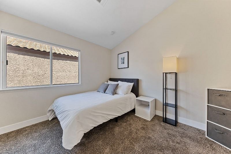 Furnished Finder property 391429_1 photo 14