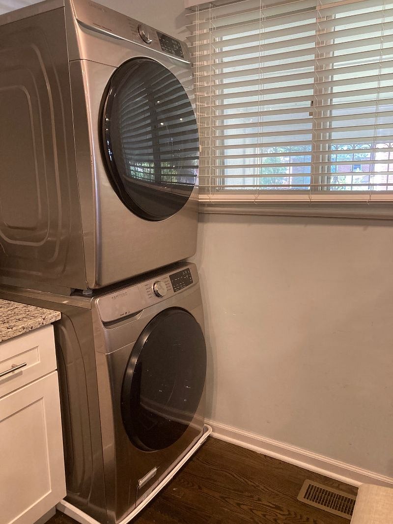 Washer & Dryer