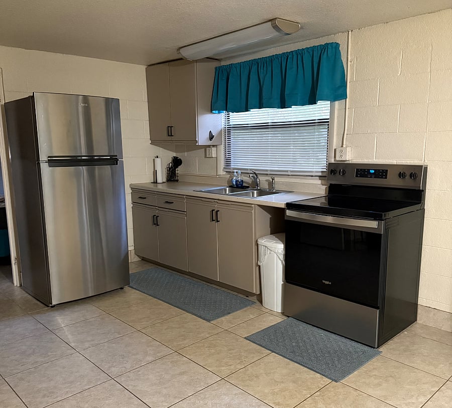 New stove and refrigerator