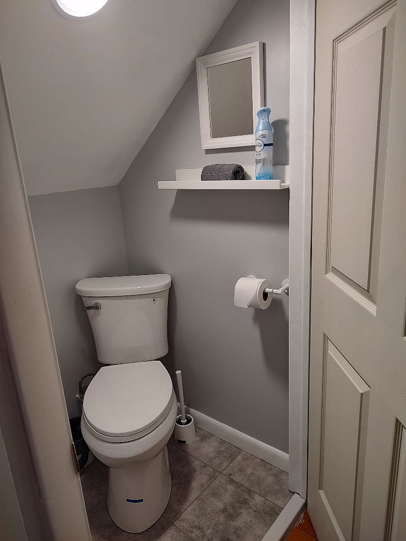 2nd Floor Half Bath
