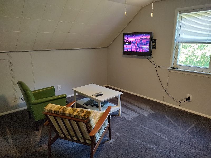 2nd Floor Living Room