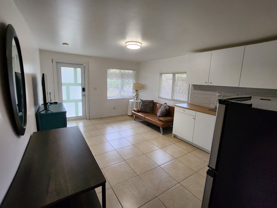 Furnished Finder property 391589_1 photo 5