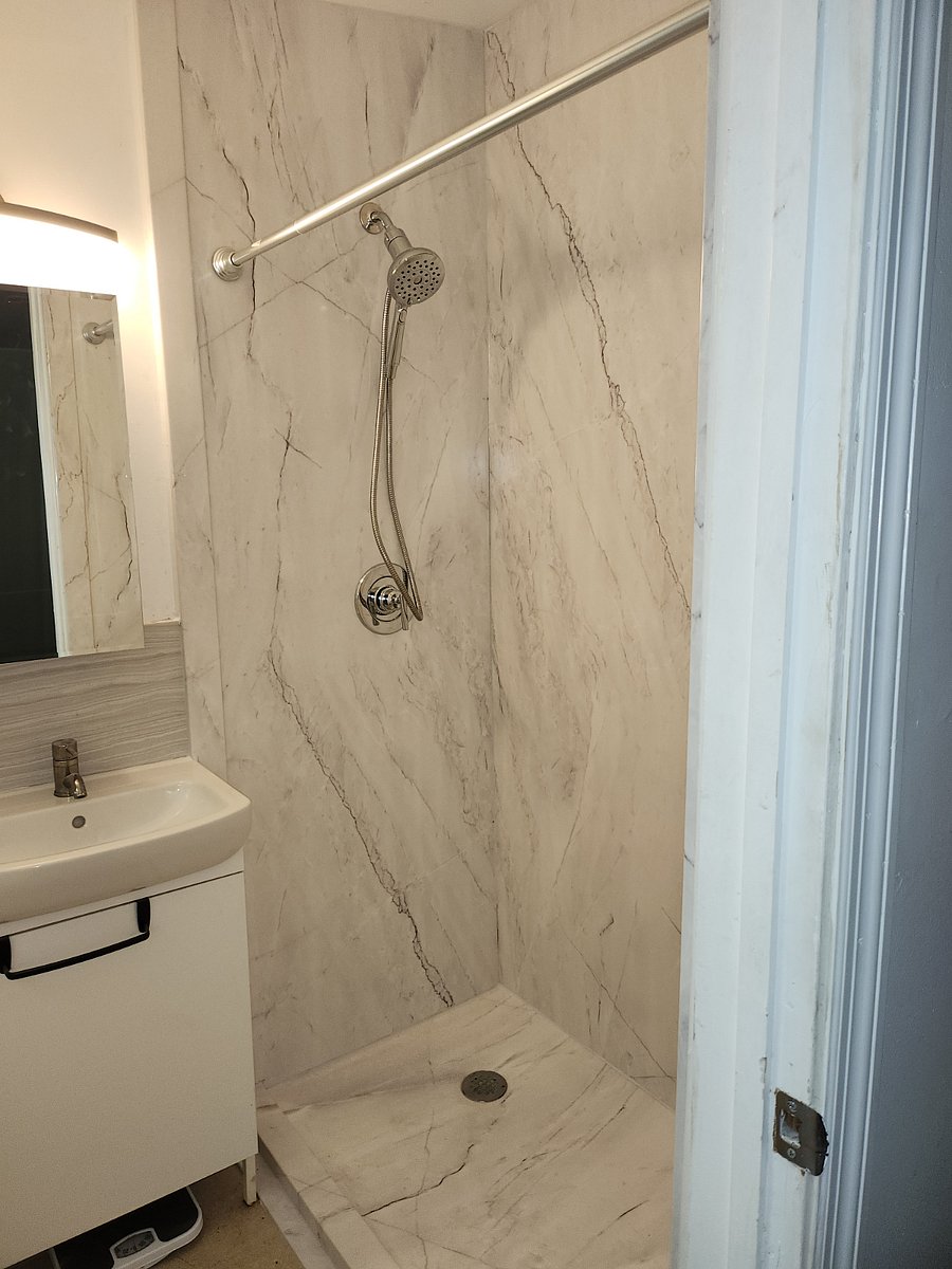 Furnished Finder property 391589_1 photo 17