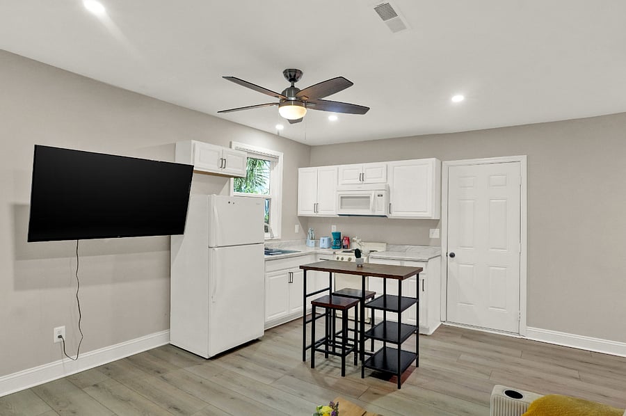 Furnished Finder property 391629_1 photo 5