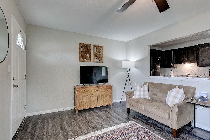 Furnished Finder property 391645_1 photo 3