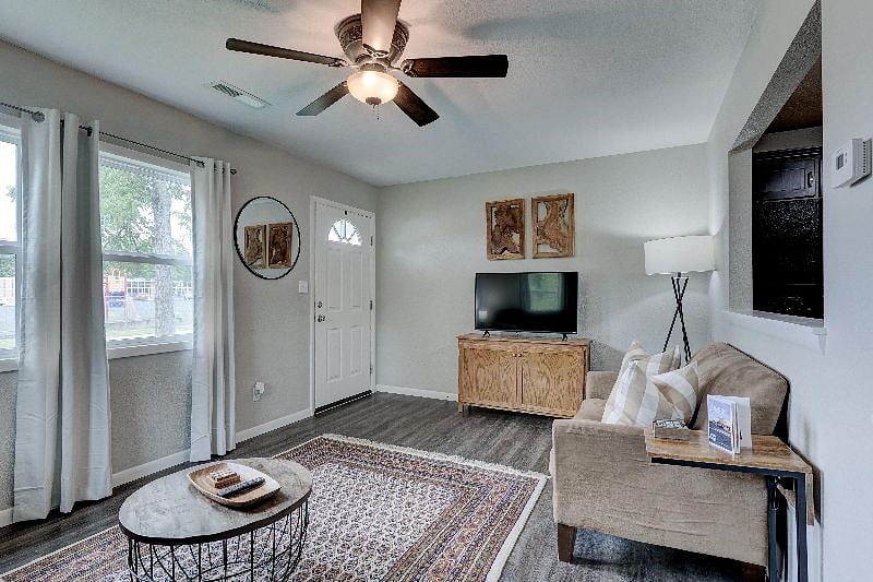 Furnished Finder property 391645_1 photo 8