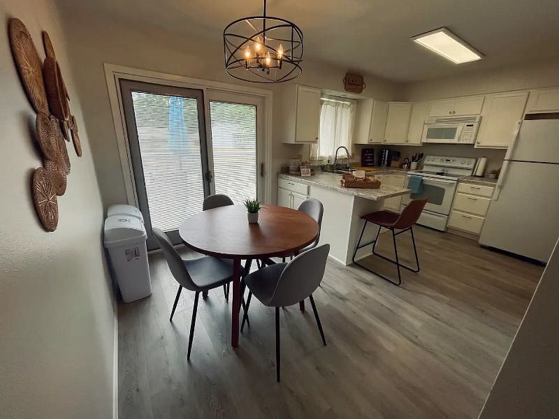 Furnished Finder property 391684_1 photo 8