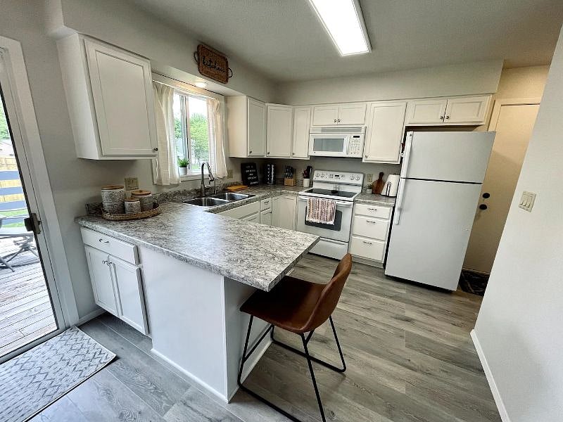 Furnished Finder property 391684_1 photo 10