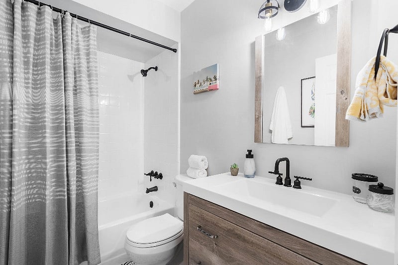 Guest bath in hall