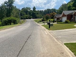 So peaceful in this convenient to everything subdivision.