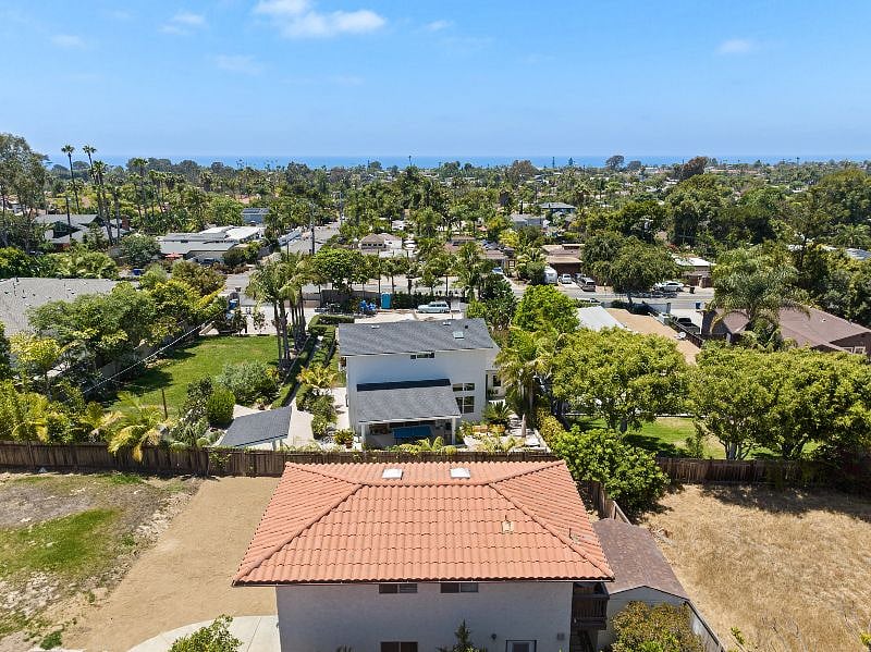 Furnished Finder property 391713_1 photo 15
