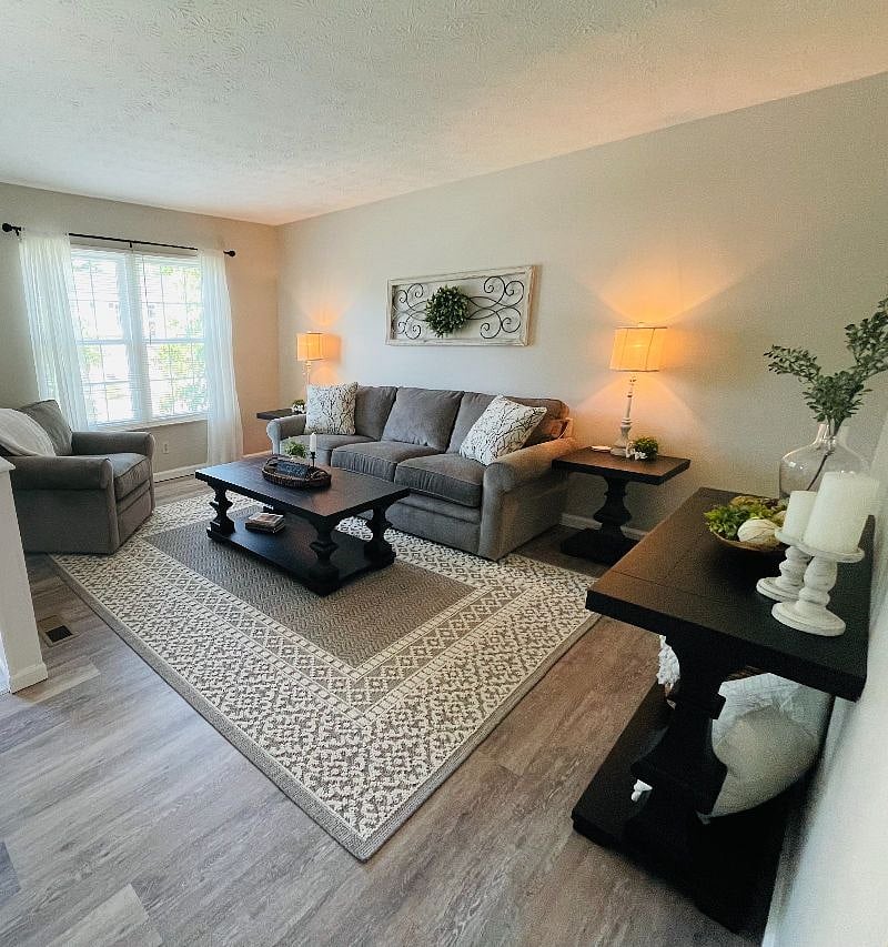 Furnished Finder property 391733_1 photo 1