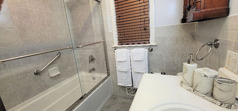 Furnished Finder property 391833_1 photo 15