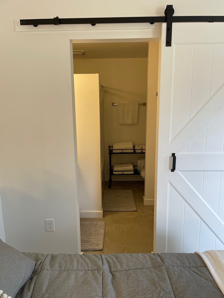 Furnished Finder property 391852_1 photo 110