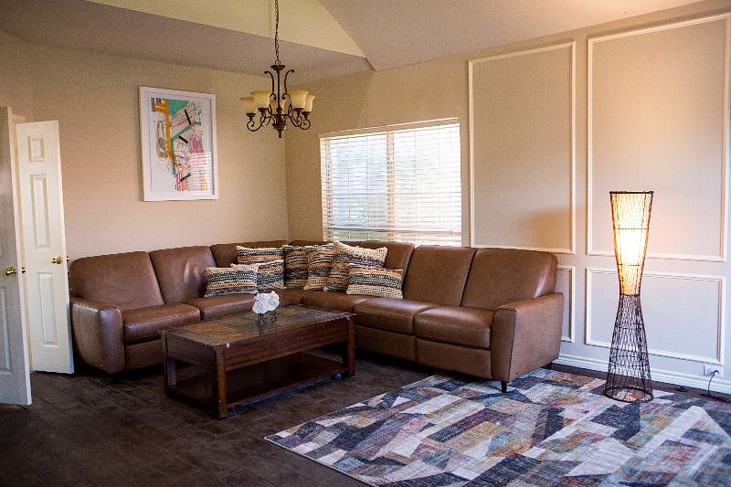Furnished Finder property 391874_1 photo 12