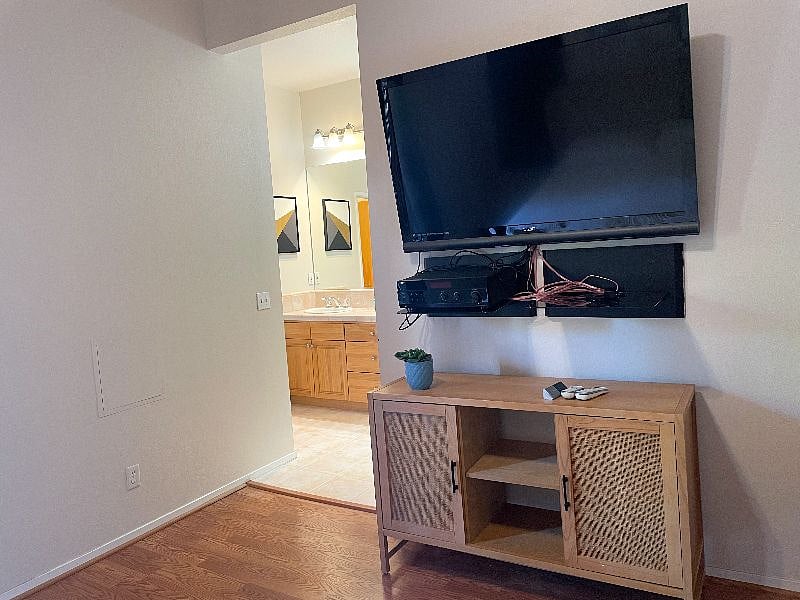 Furnished Finder property 391898_1 photo 11