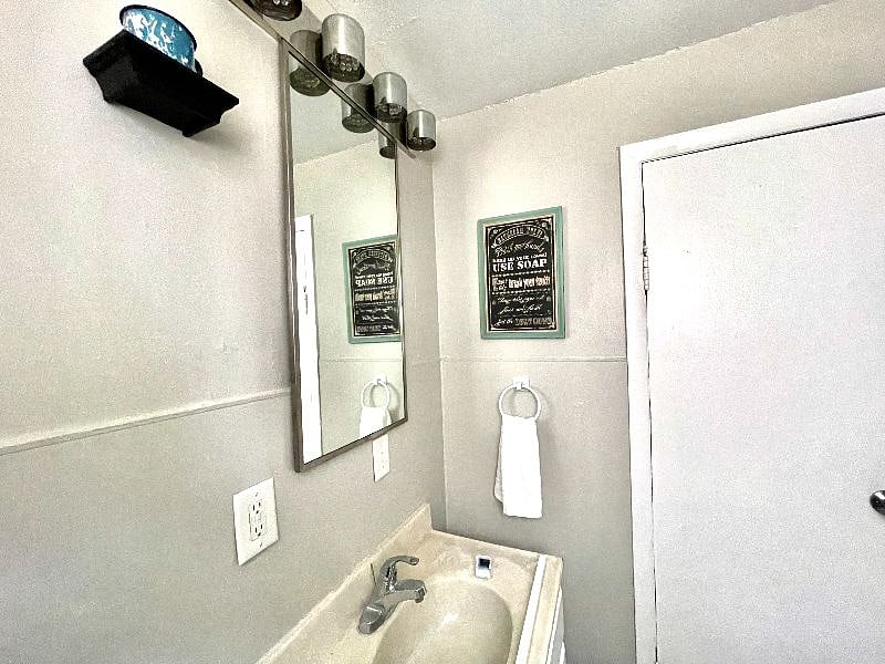 Furnished Finder property 391905_2 photo 9