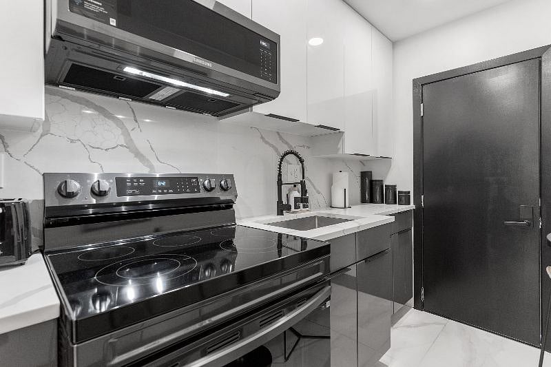 Furnished Finder property 391912_1 photo 14