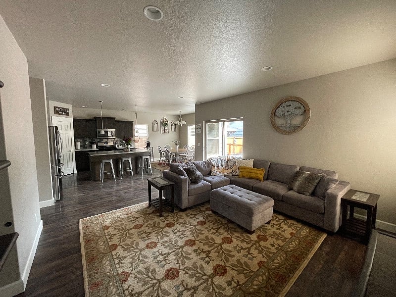Furnished Finder property 391946_1 photo 3