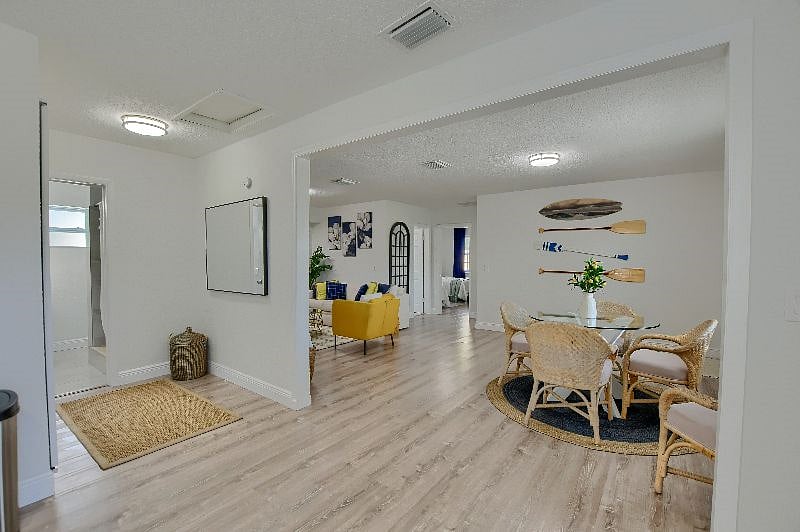 Furnished Finder property 391954_1 photo 19