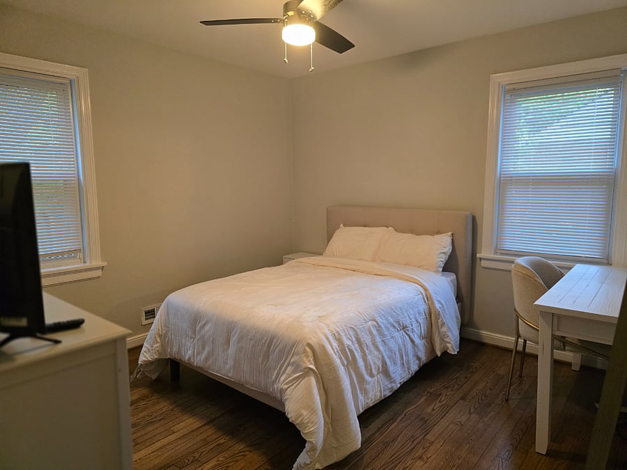 Bedroom #1