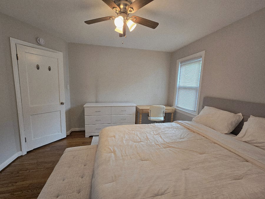 Bedroom #1