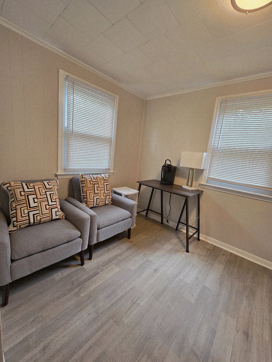 Furnished Finder property 392003_1 photo 33