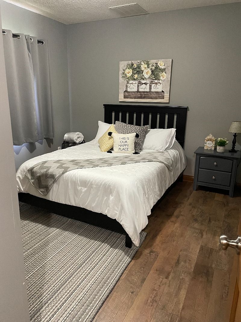 sleeps 2