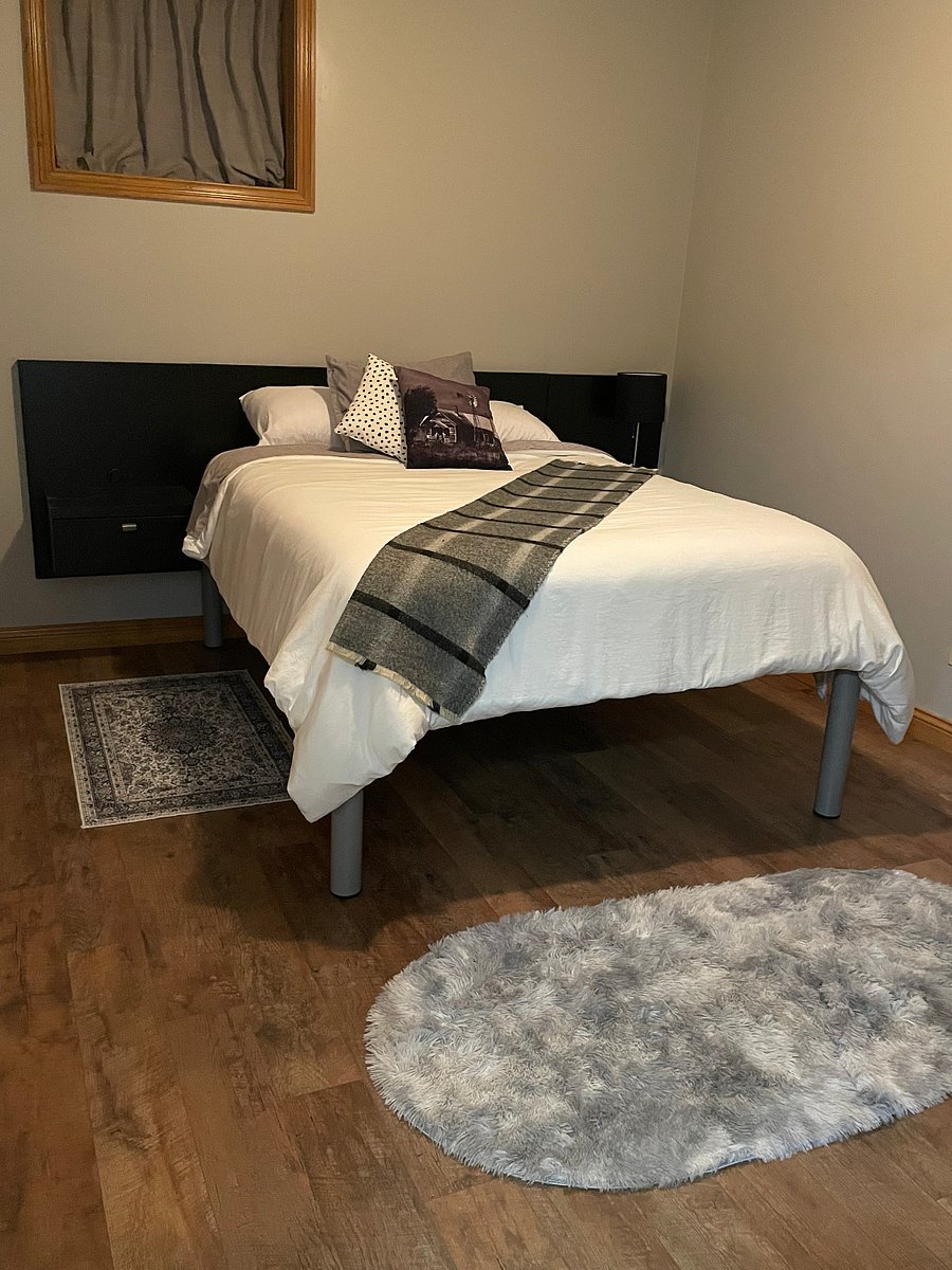 Furnished Finder property 392087_1 photo 30