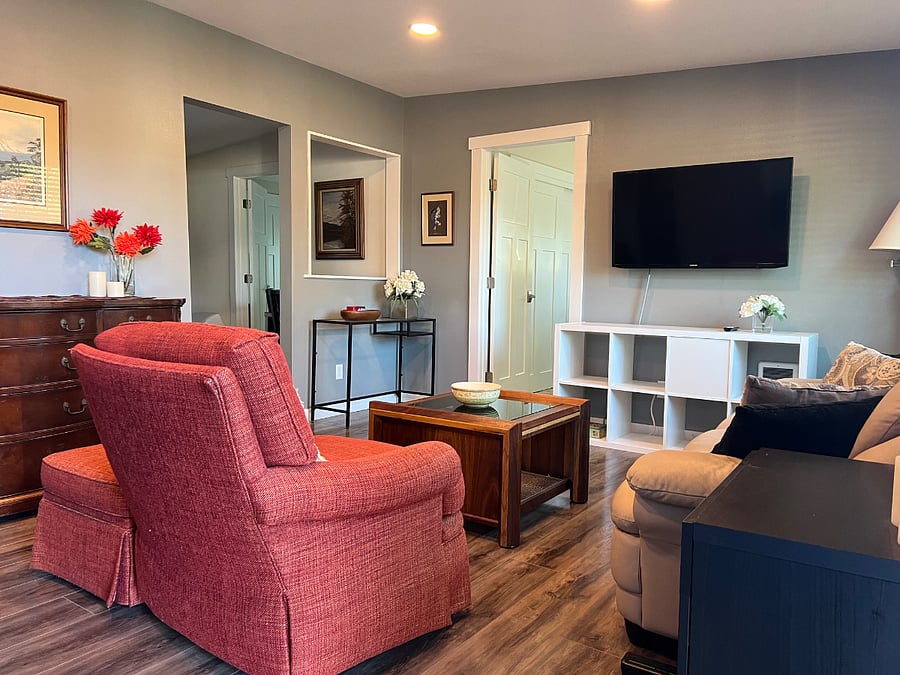 Furnished Finder property 392108_1 photo 4