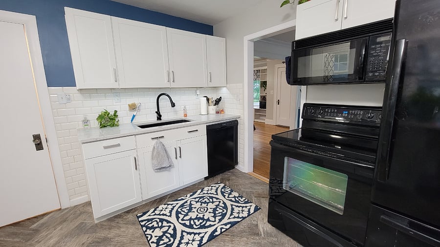 Furnished Finder property 392170_1 photo 4