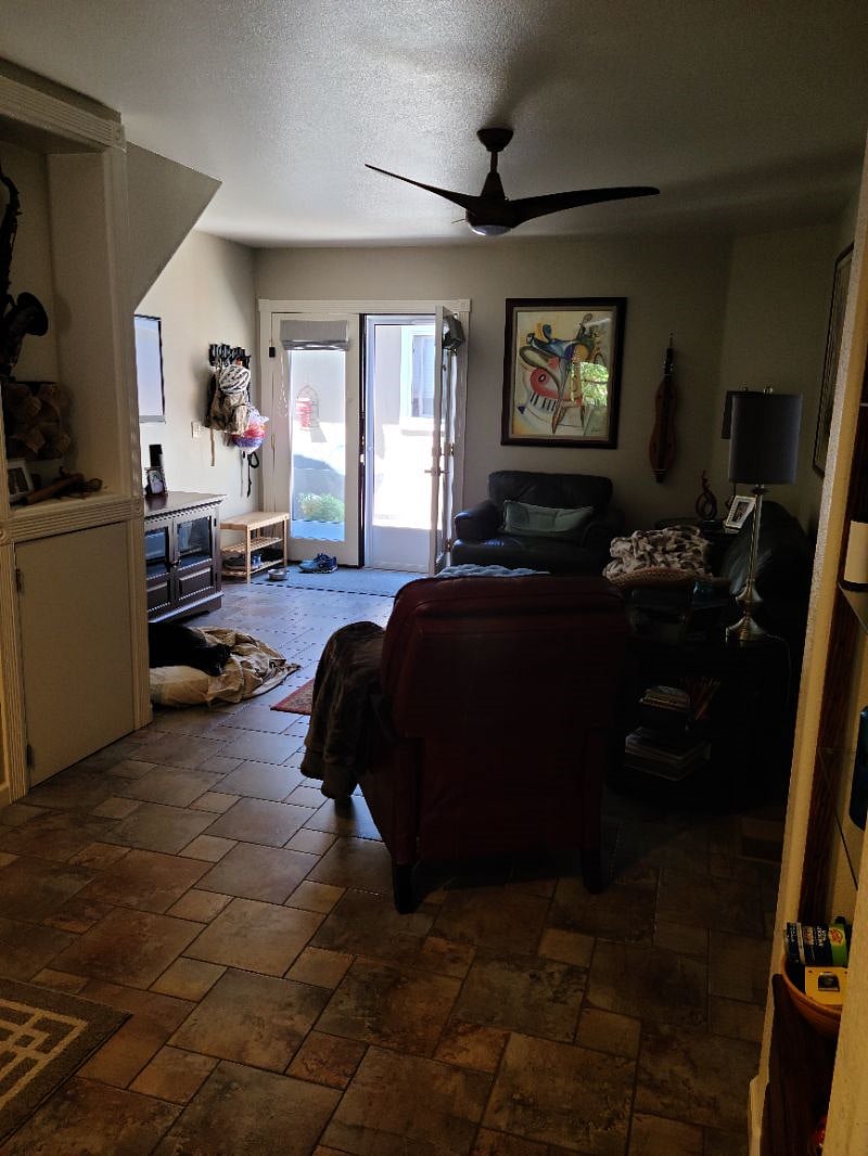 Furnished Finder property 392197_1 photo 3