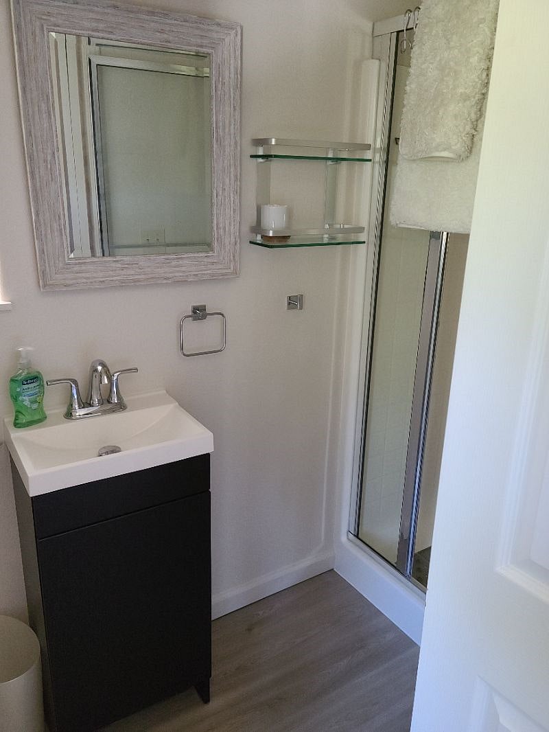 Furnished Finder property 392197_1 photo 11