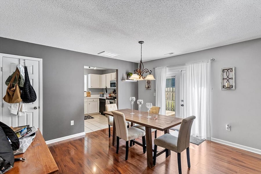 Furnished Finder property 392274_1 photo 9