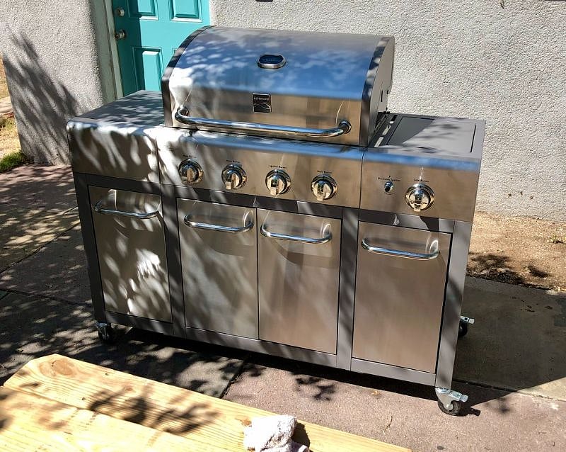 Large gas grill
