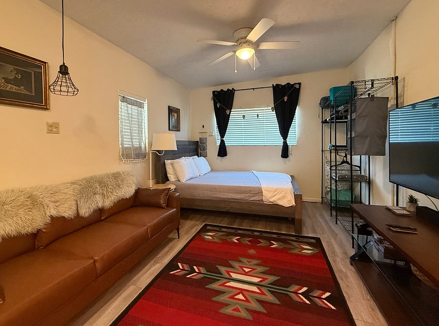 Queen sized bed, sofa, large TV 
