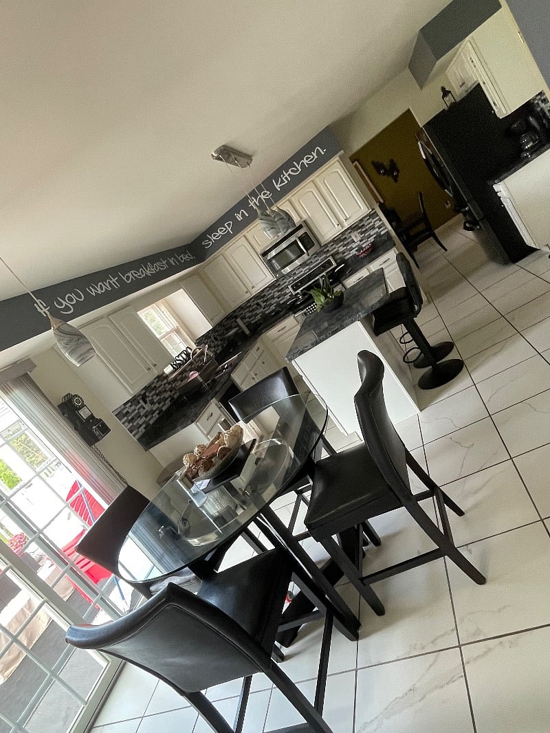 Furnished Finder property 392384_1 photo 6