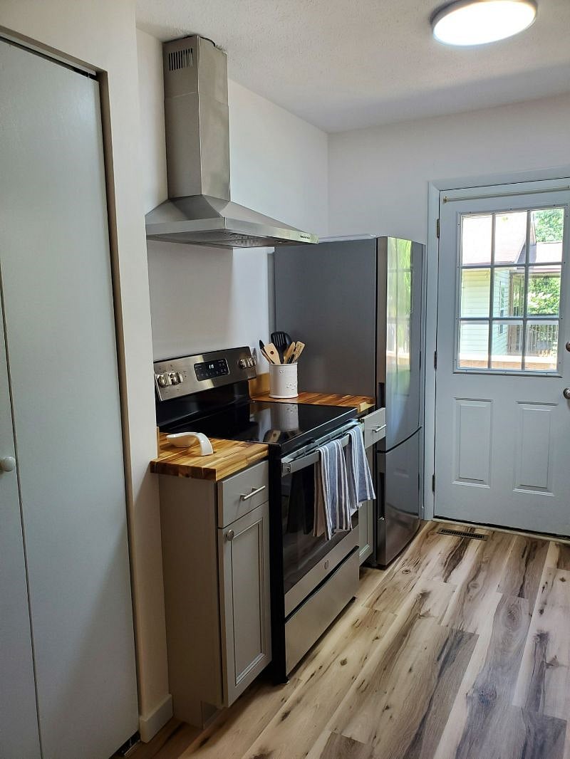 Furnished Finder property 392387_1 photo 4